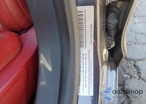 2017 Maserati Quattroporte S z USA, uszkodzony, nr VIN ZAM56RRL0H1252323